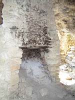 Vaucluse, Bollene, Site troglodyte de Barry, Cheminee (08)